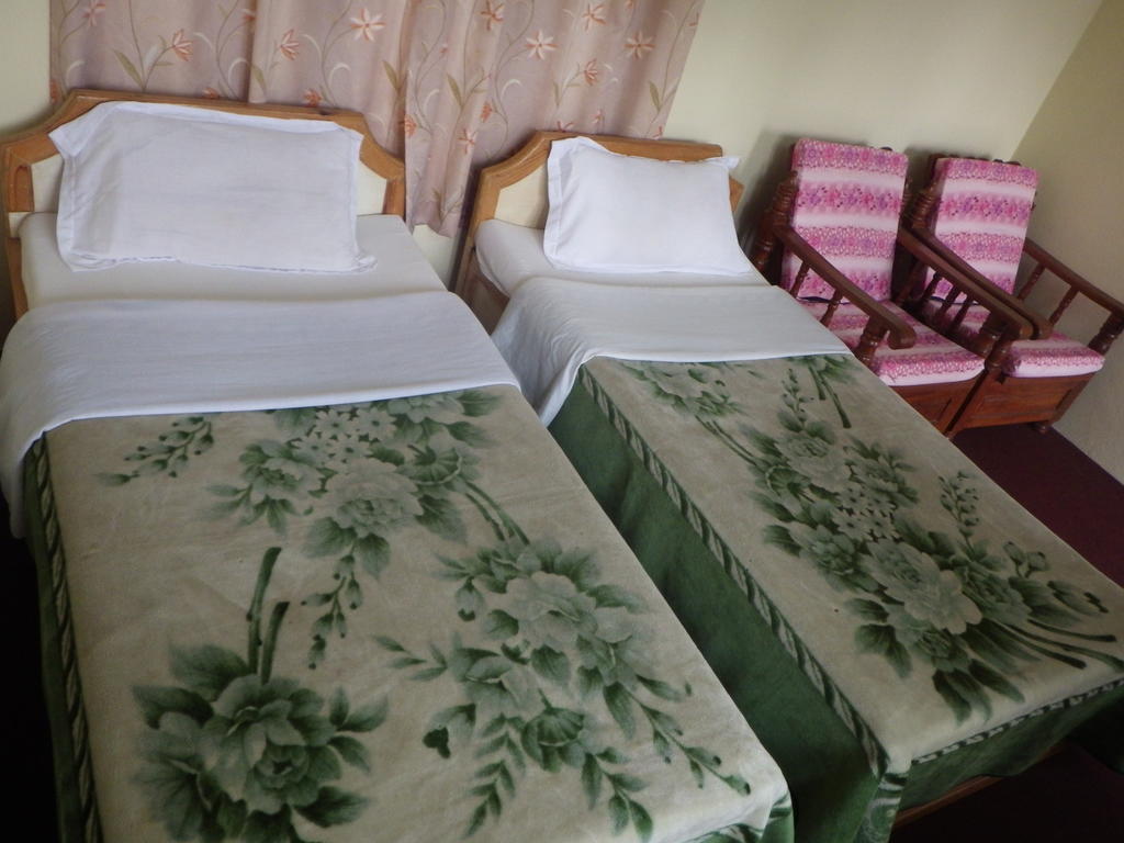 Green Tara Hotel Pokhara Oda fotoğraf