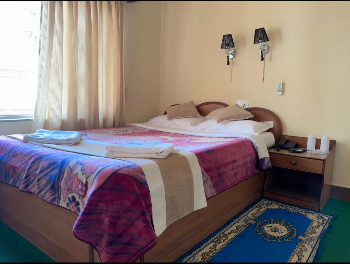 Green Tara Hotel Pokhara Dış mekan fotoğraf