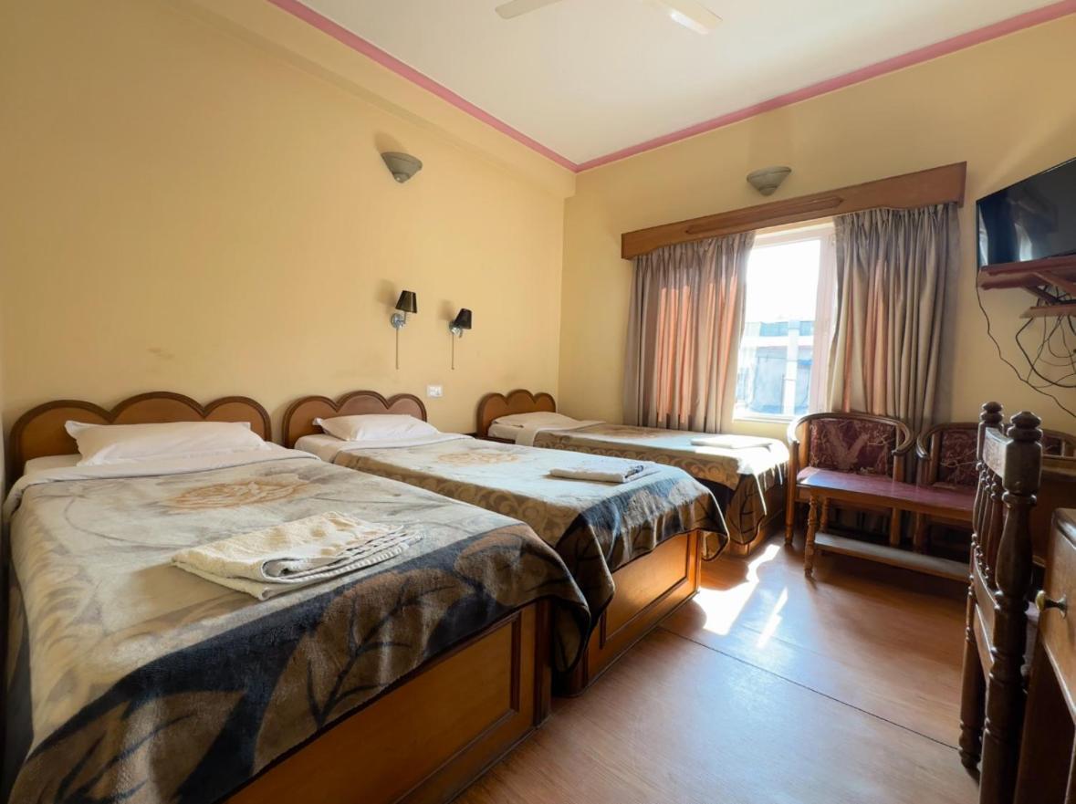 Green Tara Hotel Pokhara Dış mekan fotoğraf