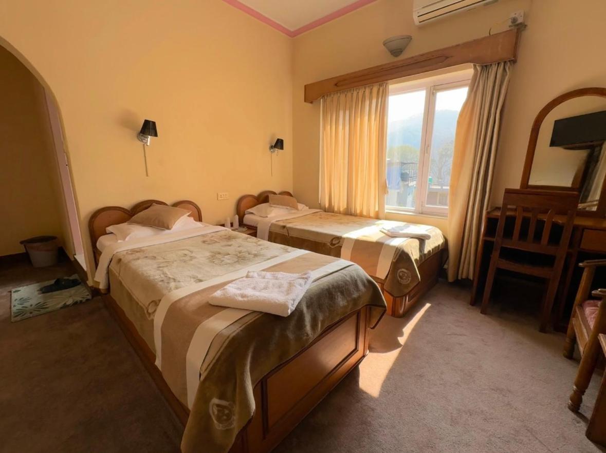 Green Tara Hotel Pokhara Dış mekan fotoğraf