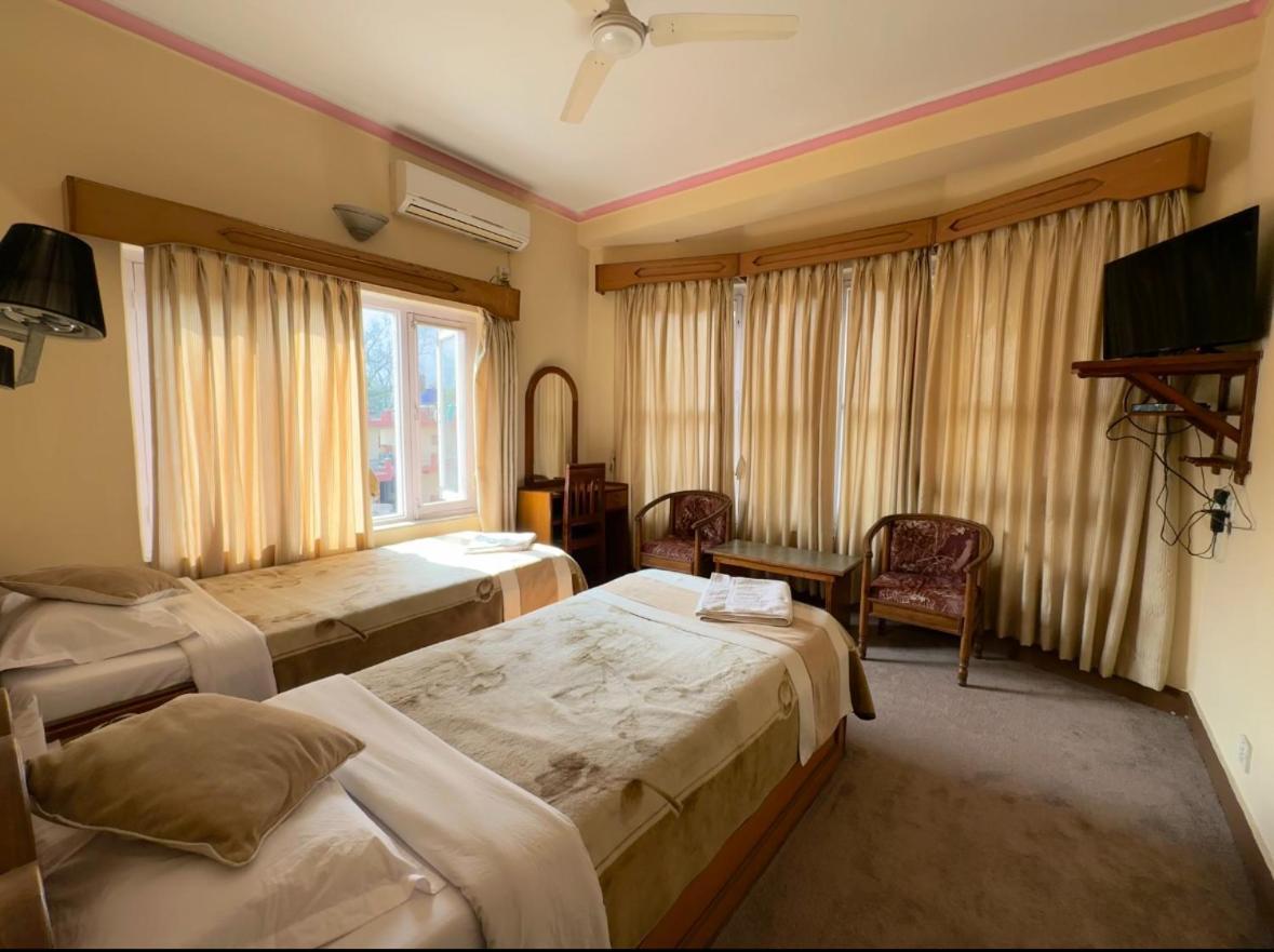 Green Tara Hotel Pokhara Dış mekan fotoğraf