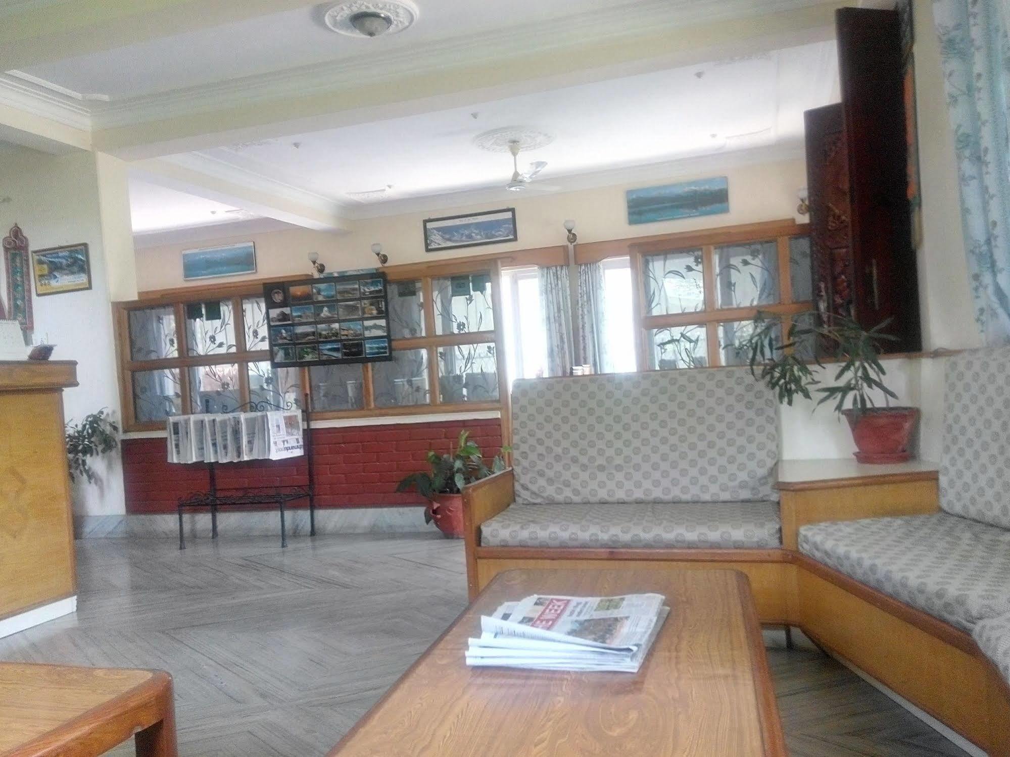 Green Tara Hotel Pokhara Dış mekan fotoğraf